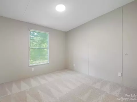3537 Toth Ln, Crouse, NC 28033 photo 9