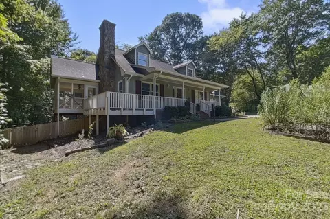 681 Tracy Ln, Gastonia, NC 28056
