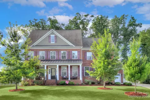 1833 Old Bennington Dr, Waxhaw, NC 28173