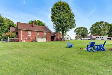 4093 Herman Sipe Rd, Conover, NC 28613 photo 36