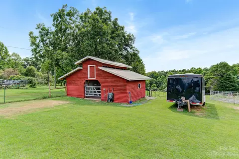 4093 Herman Sipe Rd, Conover, NC 28613 photo 31
