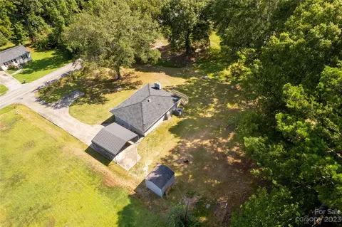 195 Tram Rd, Lancaster, SC 29720 photo 4