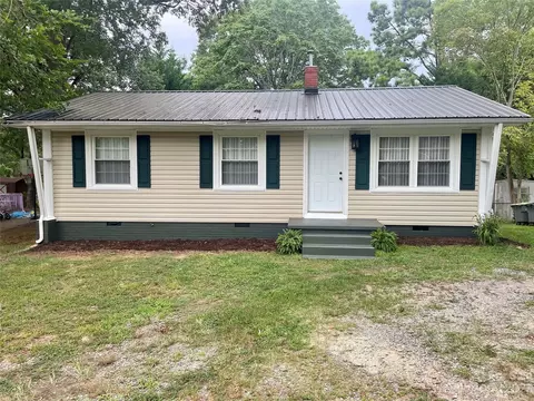 920 Longview Ave, Kannapolis, NC 28081