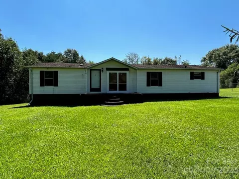 211 Phifer Cir, Kings Mountain, NC 28086