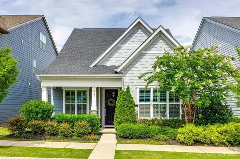 201 Helton Ln, Fort Mill, SC 29708