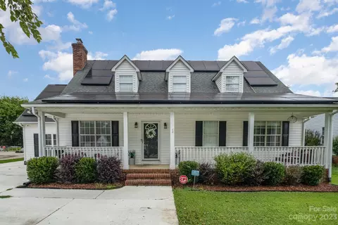 3638 Farm Lake Dr SW, Concord, NC 28027