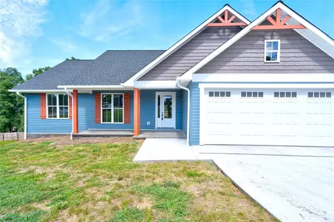 4326 Boulder Dr, Morganton, NC 28655 photo 2
