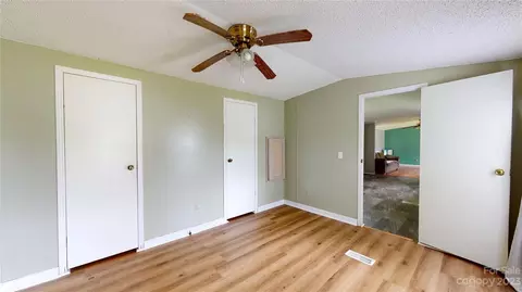 28 Thomas Ln, Clyde, NC 28721 photo 6