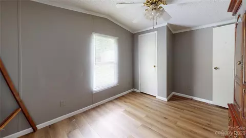28 Thomas Ln, Clyde, NC 28721 photo 9