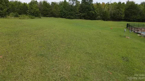 Glen Manor Court, Lincolnton, NC 28092