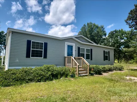 626 Union School Rd, Mcbee, SC 29101