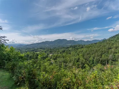 450 Grasty Rd, Clyde, NC 28721 photo 6
