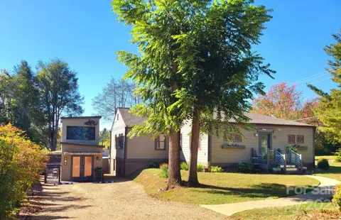 4 Winston Ave, Asheville, NC 28803