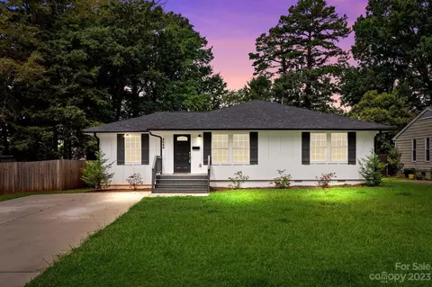 4644 Connecting Rd, Charlotte, NC 28209