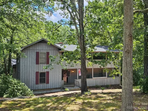 2868 Rock Chimney Cir, Lancaster, SC 29720