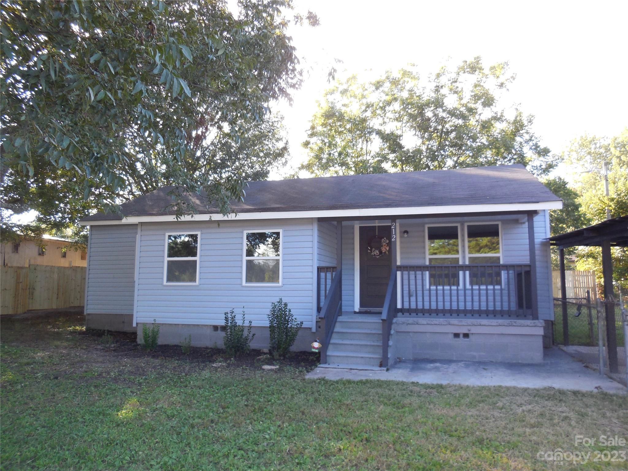 212 Claremont 128 St Unit 128  