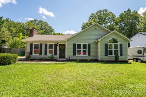 3912 Coopersdale Rd, Charlotte, NC 28273