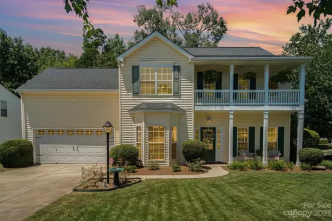2829 Patten Hill Dr, Matthews, NC 28105