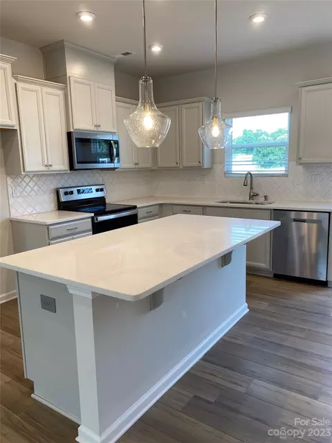 3109 Pirates 113 Pl #113, Charlotte, NC 28216