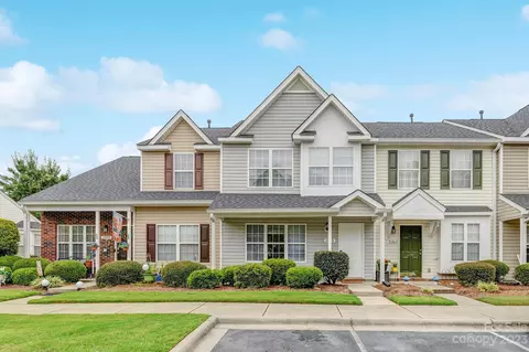 11059 Kinston Ridge Pl, Charlotte, NC 28273