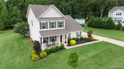 360 Wyndham Forest Cir, Midland, NC 28107