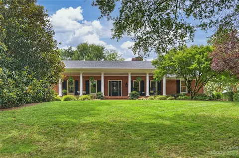4620 Montibello Dr, Charlotte, NC 28226