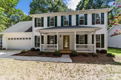 4216 Huntmeadow Dr, Charlotte, NC 28269
