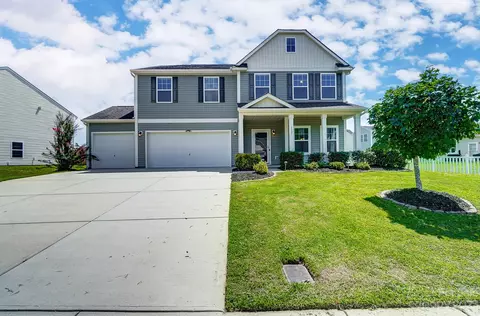 112 Aiden Farm Ct, Mount Holly, NC 28120