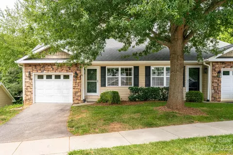 27 Kirby Rd, Asheville, NC 28806