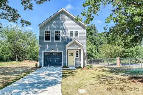 3219 Isenhour St, Charlotte, NC 28206