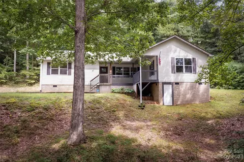 41 Bear Trl, Fairview, NC 28730