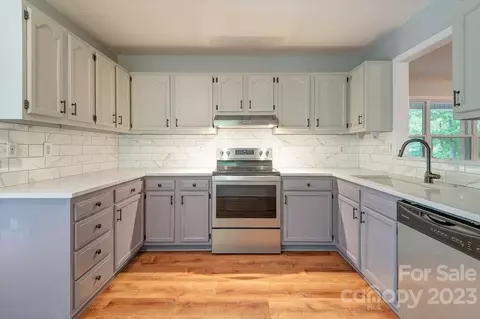 41 Bear Trl, Fairview, NC 28730 photo 8