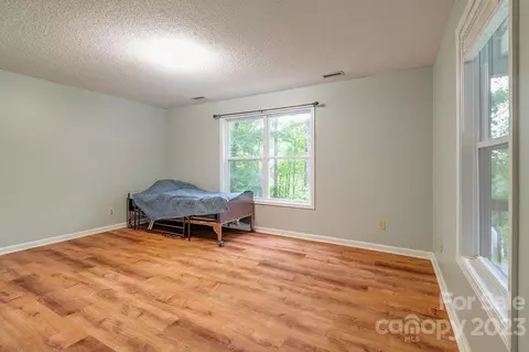 41 Bear Trl, Fairview, NC 28730 photo 12