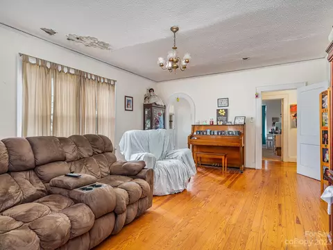 1408 Springdale Rd, Lancaster, SC 29720 photo 4