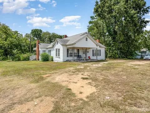 1408 Springdale Rd, Lancaster, SC 29720 photo 2