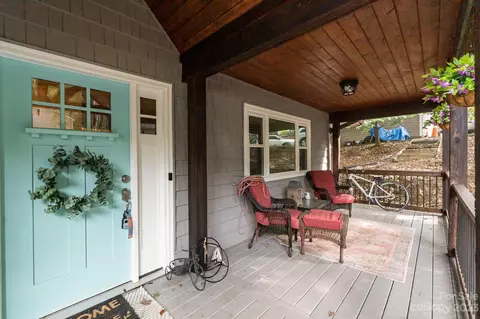 5075 Mariana Ln, Tega Cay, SC 29708