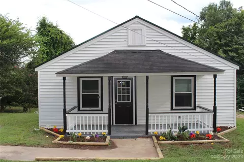 312 Burnsville St, Wadesboro, NC 28170