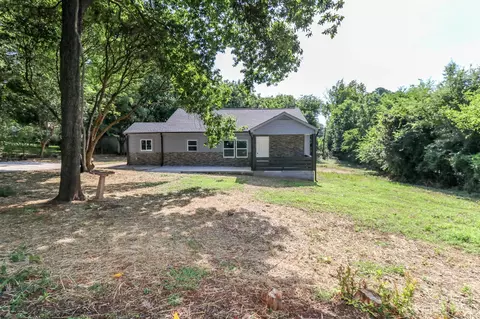 509 Key St W, Charlotte, NC 28208