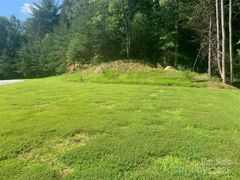 Round Mountain 72 Parkway #72, Lenoir, NC 28645