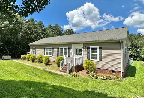 6767 Chapel St, Connelly Springs, NC 28612