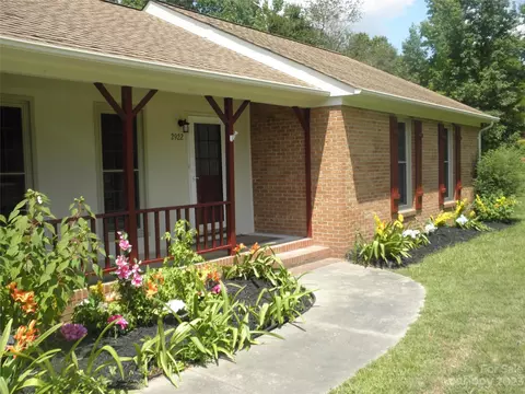 2922 Woodland Hill Way, Lancaster, SC 29720