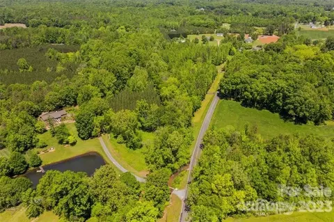 9901 Ferguson Rd, Charlotte, NC 28227