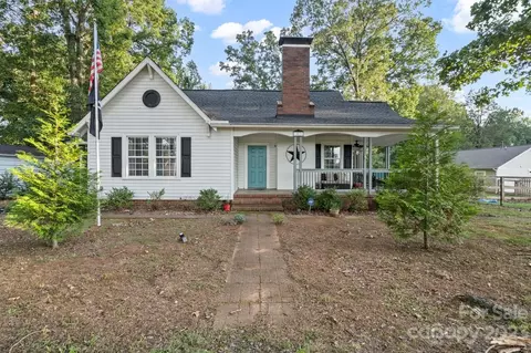 7015 Tuckaseegee Rd, Charlotte, NC 28214
