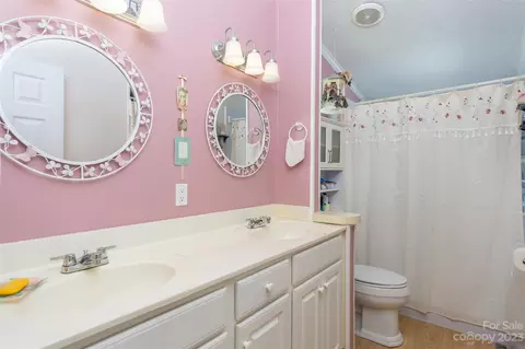 94 Blake Rd, Fletcher, NC 28732 photo 4