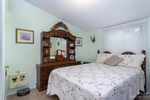 94 Blake Rd, Fletcher, NC 28732 photo 10
