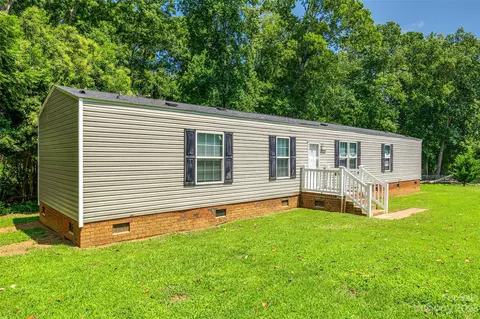 205 Goshen St, Belmont, NC 28012