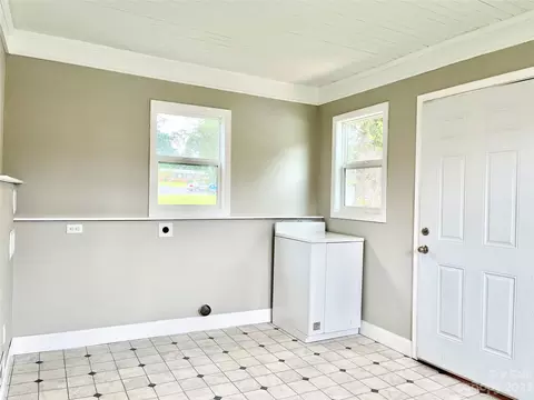 406 9th St, Conover, NC 28613 photo 18
