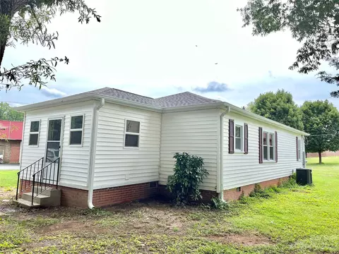 406 9th St, Conover, NC 28613 photo 22