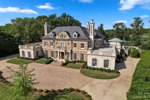 7330 Baltusrol Ln, Charlotte, NC 28210
