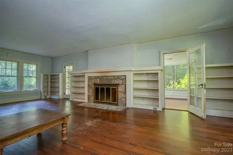 141 Fox Trot Ln, Tryon, NC 28782 photo 11